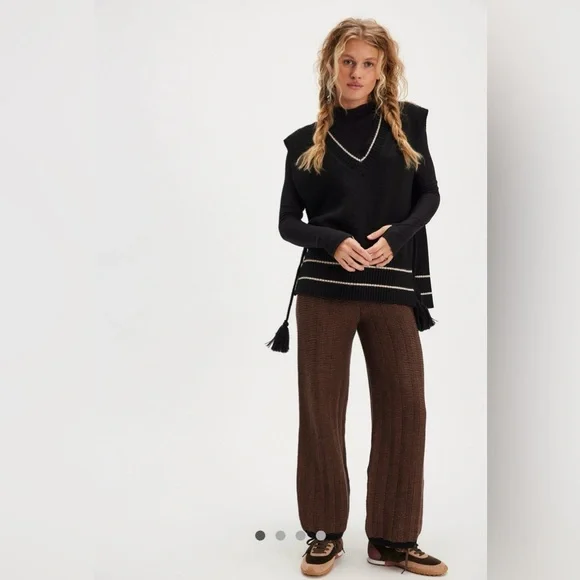 NWT FREE PEOPLE All Star Stripe Poncho In Black MSRP $68 - Picture 5 of 12